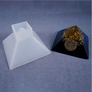 Epoksi 9.5 cm Piramit Kalıbı
