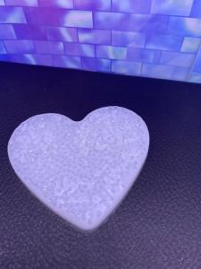 Epoksi Kuvars Kristal Kalp Kalıbı 7.5x6.5 cm